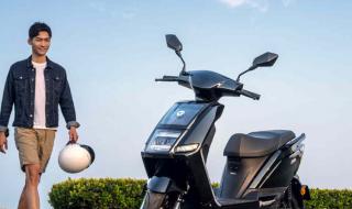 雅迪电动车专卖店